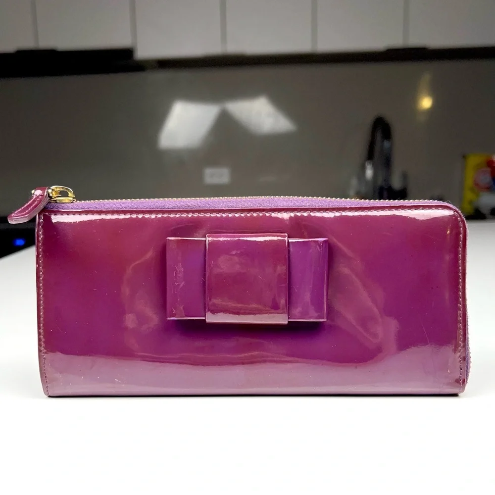 Miu Miu Pattent Leather Bow Wallet Purple - Picture 2 of 8